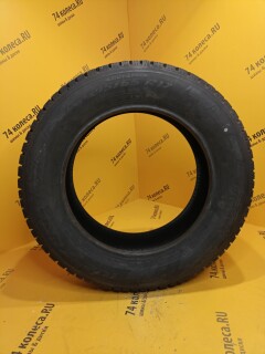 Зимняя шина Pirelli Winter Ice Zero 215/65 R17 103T фото 2