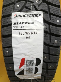 Зимняя шина Bridgestone Blizzak Spike-02 185/65 R14 86T фото 2