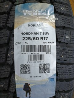 Зимняя шина Nokian Tyres Nordman 7 SUV 225/60 R17 103T фото 2