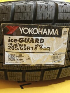 Зимняя шина Yokohama iceGuard Studless iG60 205/65 R15 94Q фото 2
