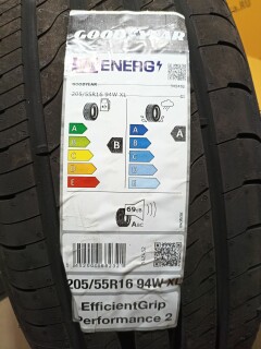 Летняя шина GoodYear EfficientGrip Performance 2 205/55 R16 94W фото 2