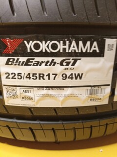 Летняя шина Yokohama BluEarth-GT AE-51 225/45 R17 94W фото 2