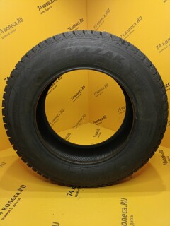 Зимняя шина Bridgestone Blizzak DM-V2 235/65 R17 108S фото 3
