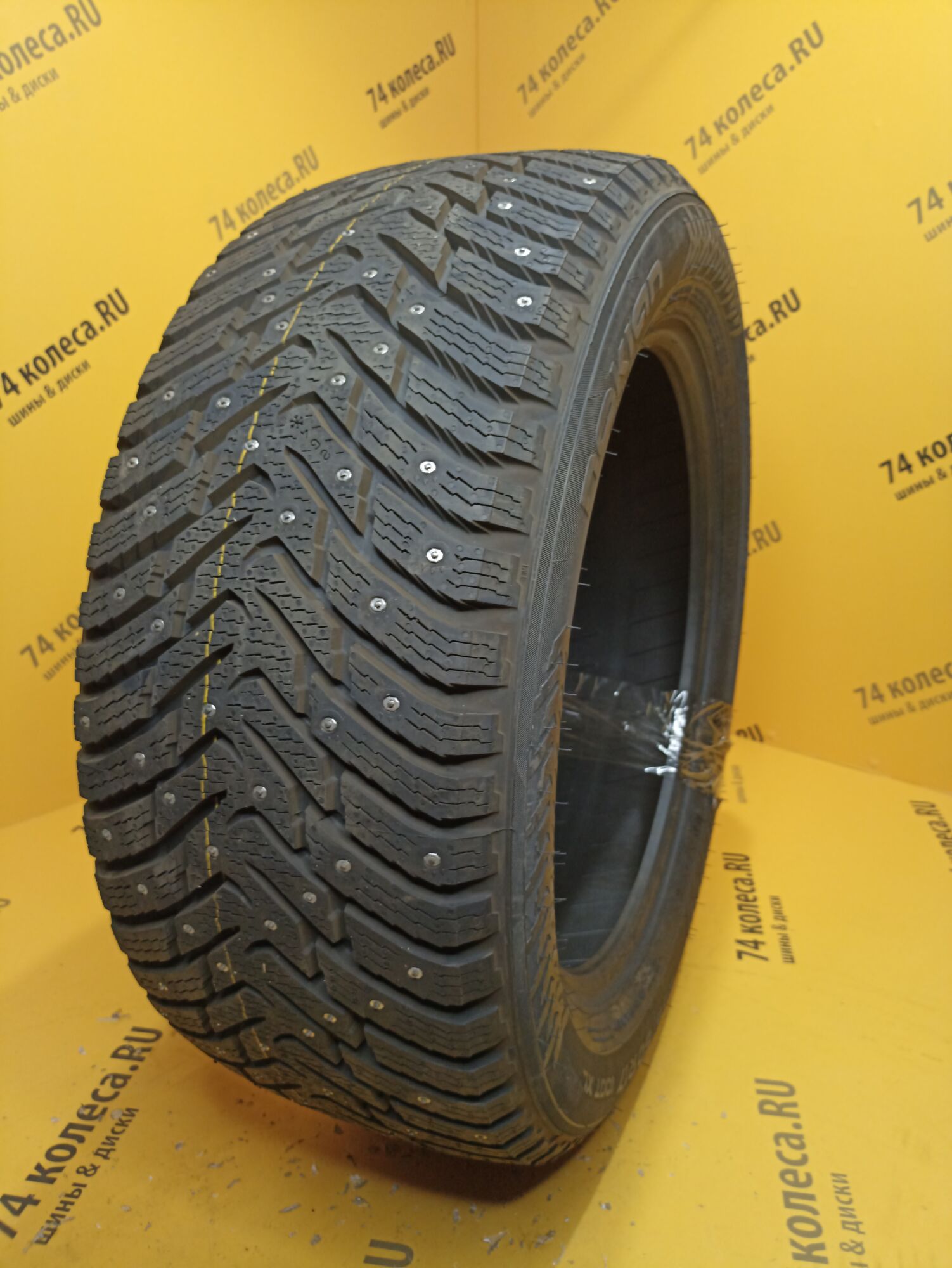 Купить зимнюю шину Nokian Tyres Hakkapeliitta 8 235/50 R17 100T в Тюмени,  доставка от интернет-магазина 74колеса.ru