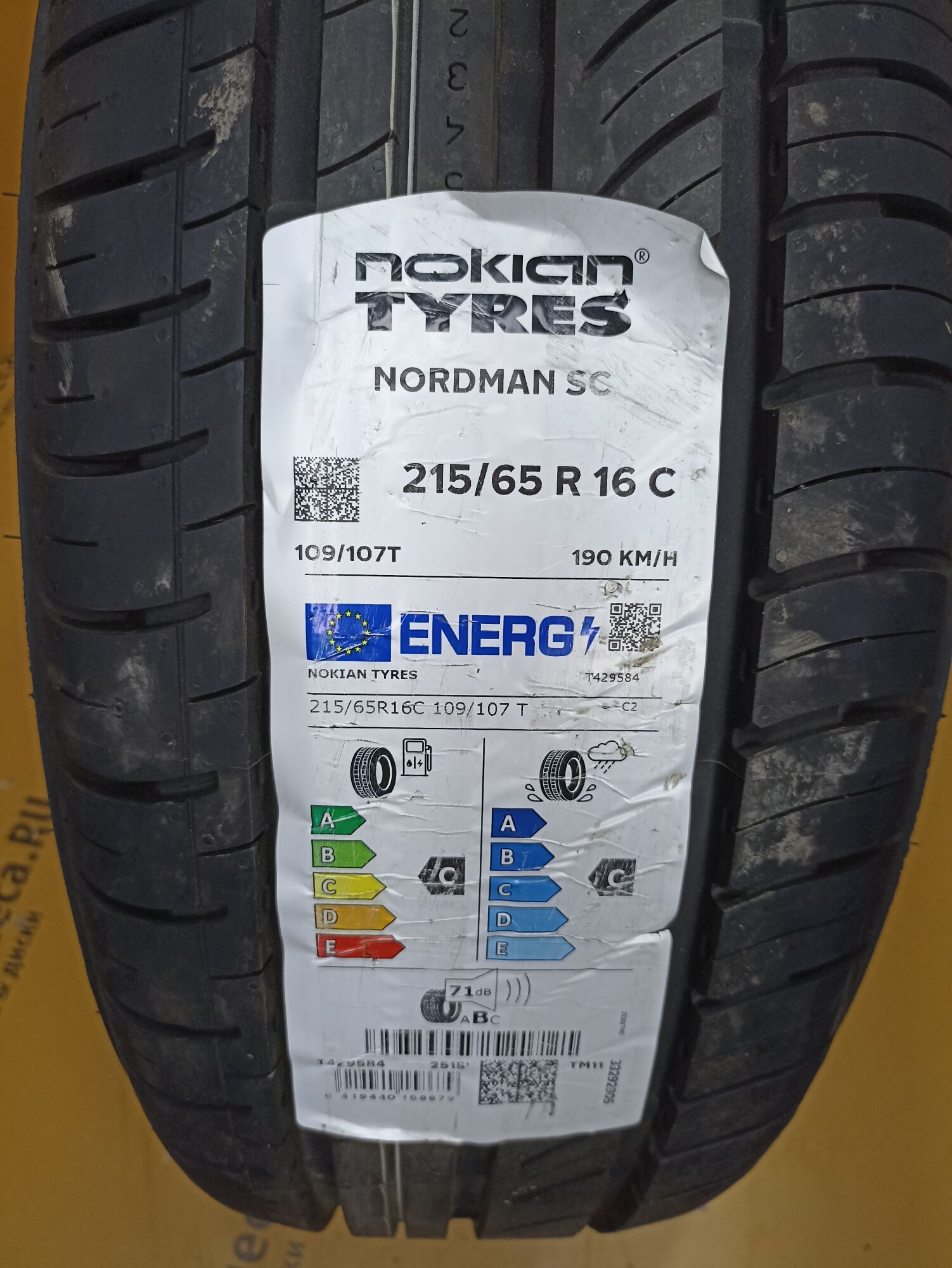 Nokian tyres 215 65r16