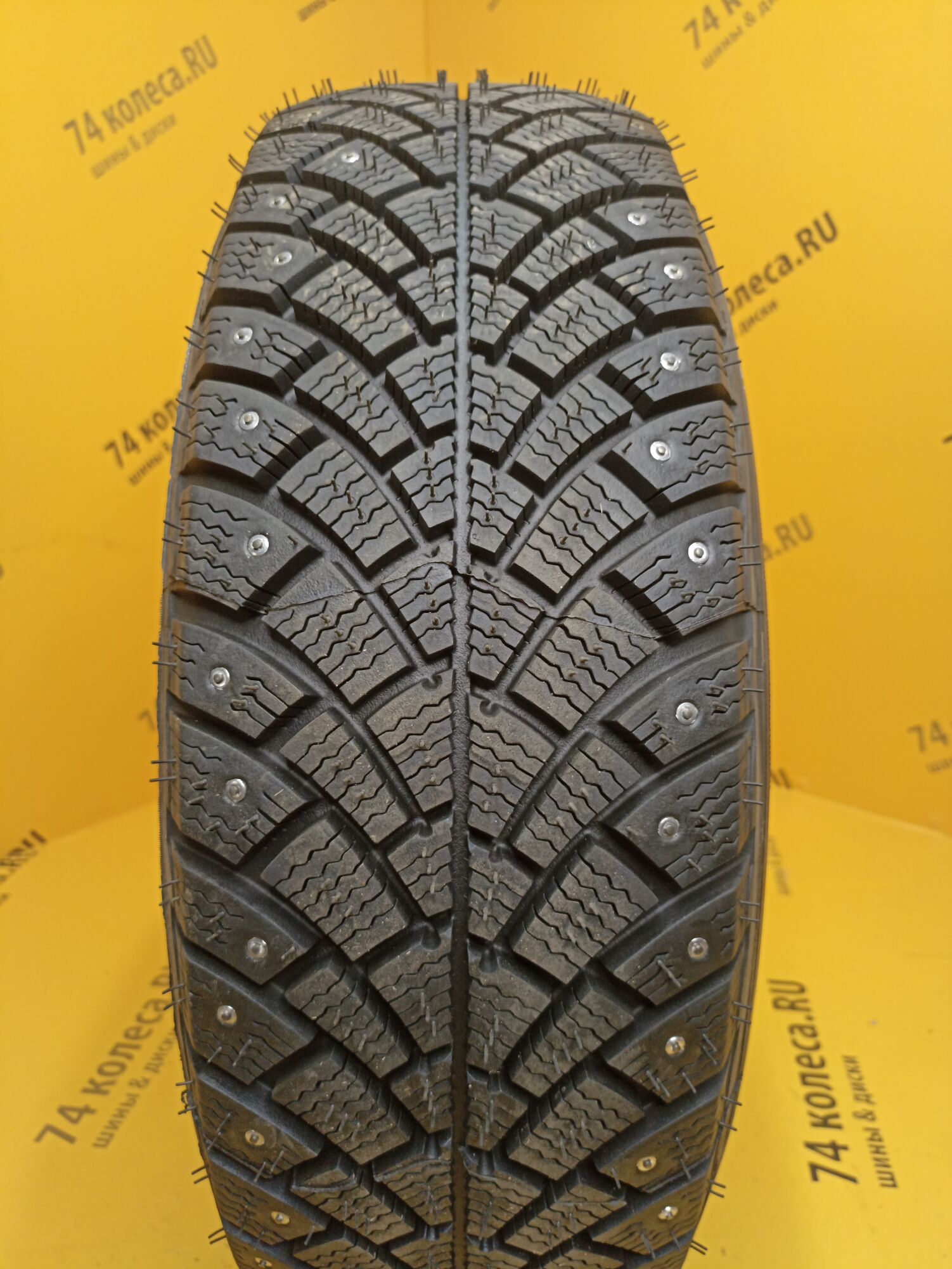 Купить зимнюю шину BFGoodrich g-Force Stud 185/65 R15 88Q в Перми, доставка  от интернет-магазина 74колеса.ru