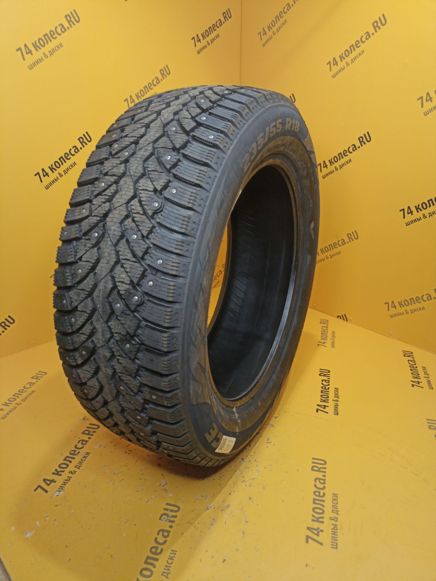 Купить зимнюю шину Pirelli Formula Ice 235/55 R18 104T в Челябинске по цене  12100 руб., доставка от интернет-магазина 74колеса.ru