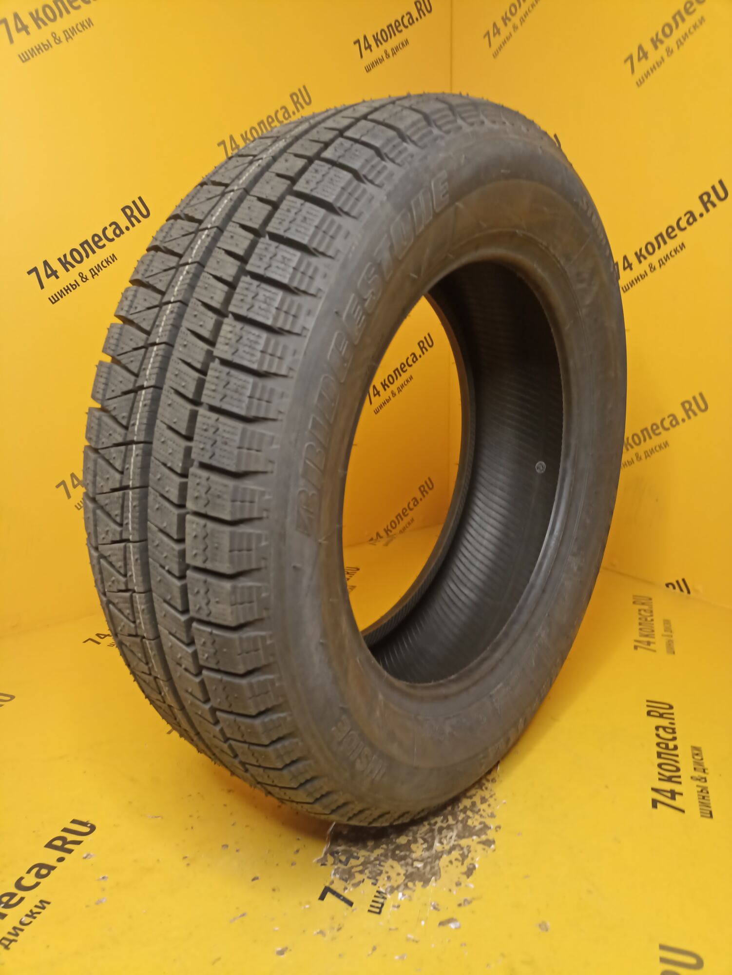 Купить зимнюю шину Bridgestone Blizzak Revo GZ 195/60 R15 88S в Челябинске  по цене 5260 руб., доставка от интернет-магазина 74колеса.ru