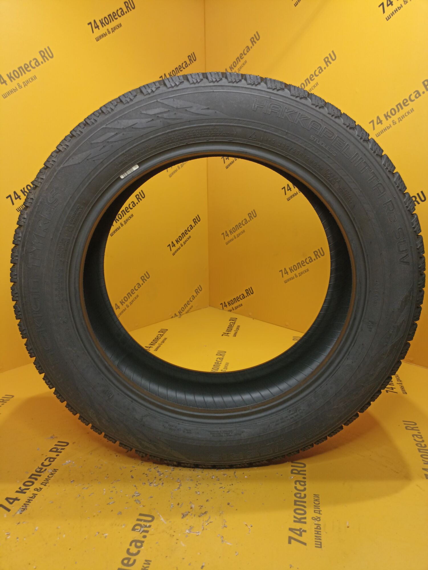 Купить зимнюю шину Nokian Tyres Hakkapeliitta R3 SUV 235/55 R19 105R в  Тюмени по цене 14520 руб., доставка от интернет-магазина 74колеса.ru