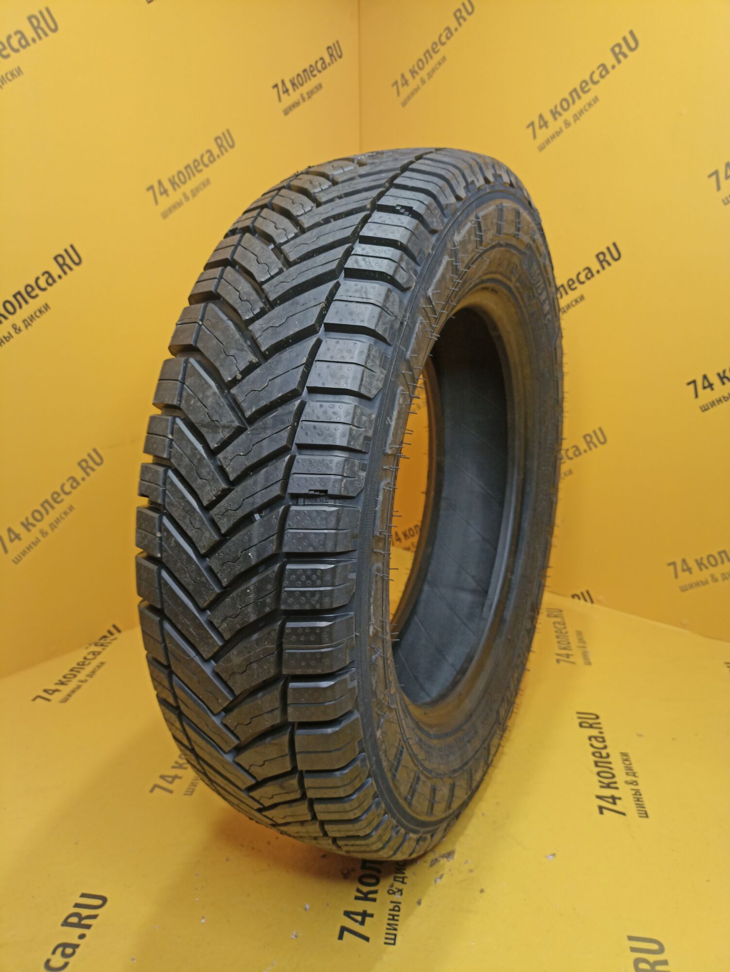 Купить летнюю шину Michelin Agilis CrossClimate 185/75 R16C 104/102R в  Челябинске по цене 25430 руб., доставка от интернет-магазина 74колеса.ru