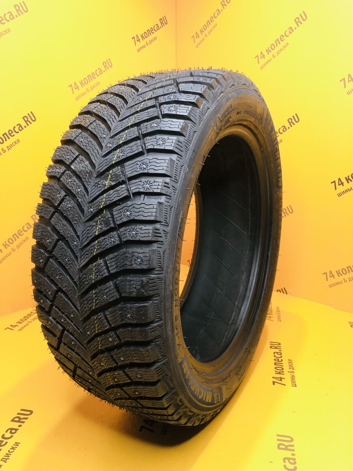 Купить зимнюю шину Michelin X-Ice North Xin4 215/50 R17 95T в Челябинске по  цене 15320 руб., доставка от интернет-магазина 74колеса.ru