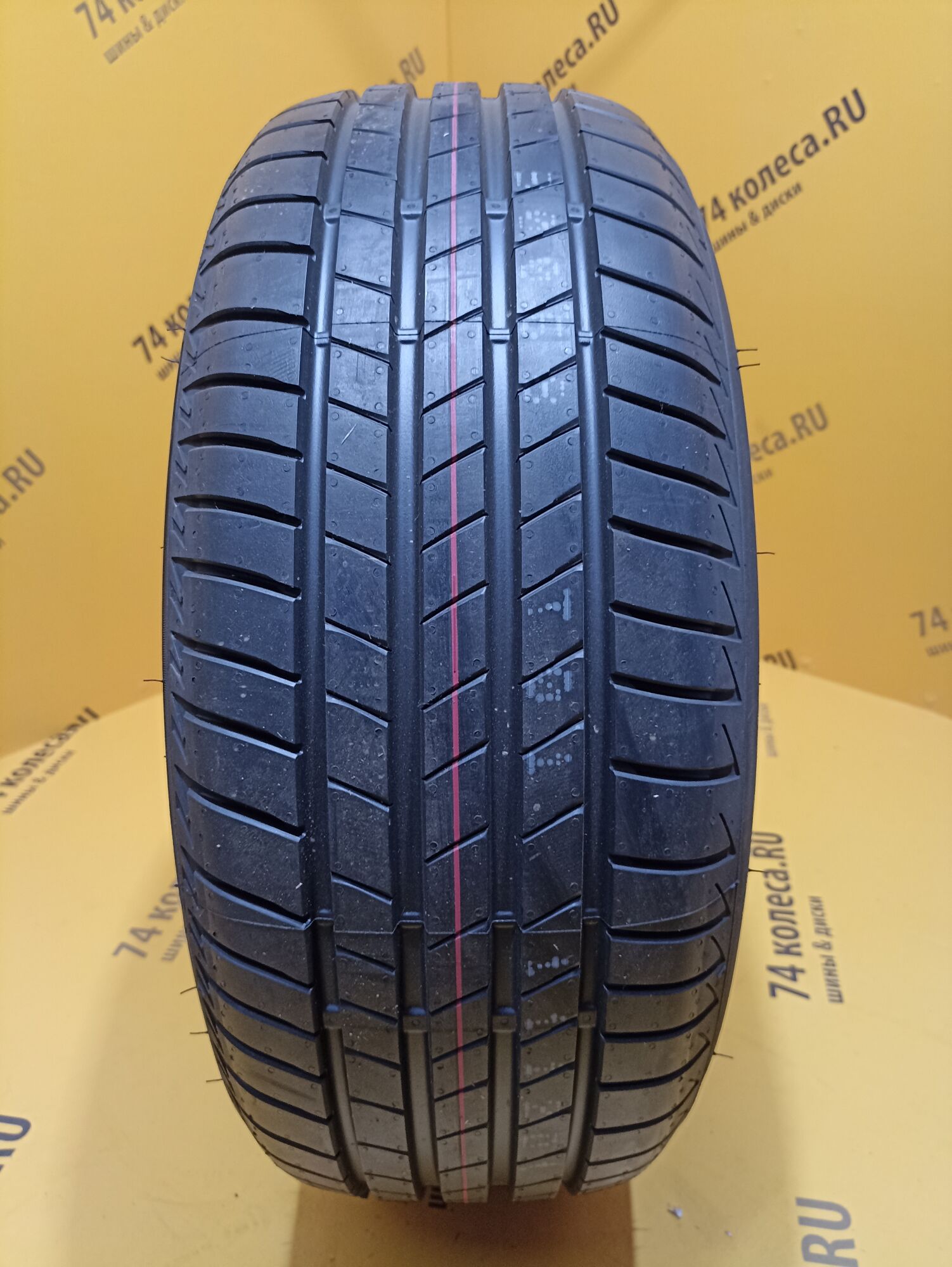 Купить летнюю шину Bridgestone Turanza T005 195/55 R15 85V в Уфе по цене  8420 руб., доставка от интернет-магазина 74колеса.ru