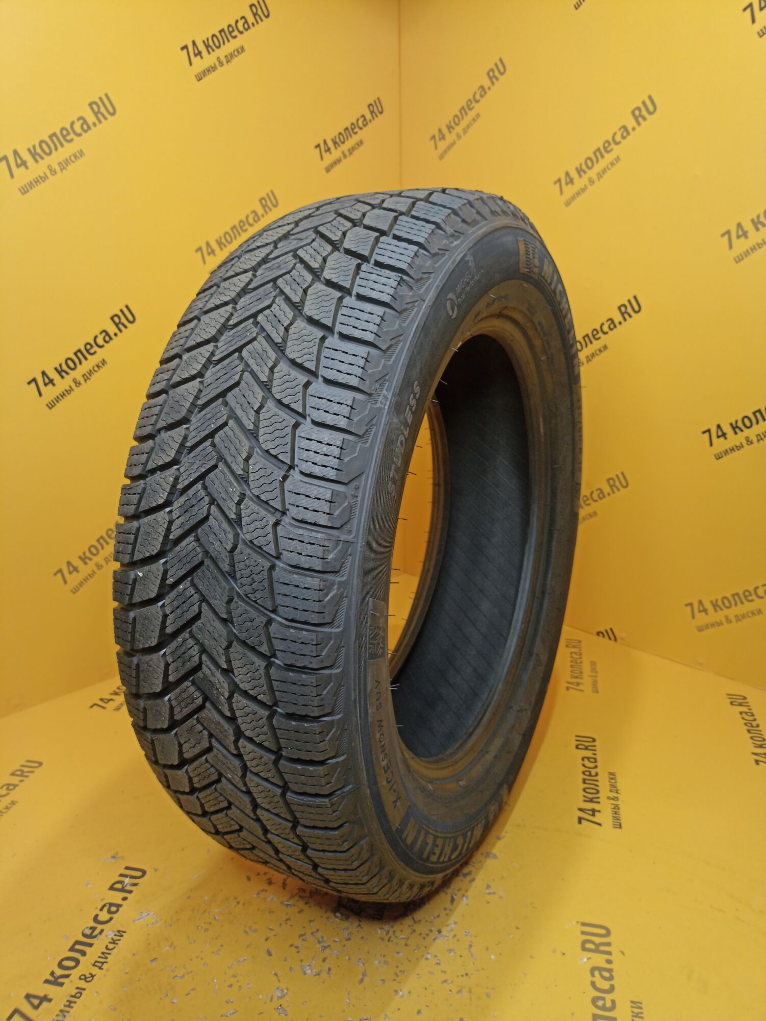 Купить зимнюю шину Michelin X-Ice SNOW SUV 235/60 R18 107T в Тюмени по цене  18830 руб., доставка от интернет-магазина 74колеса.ru