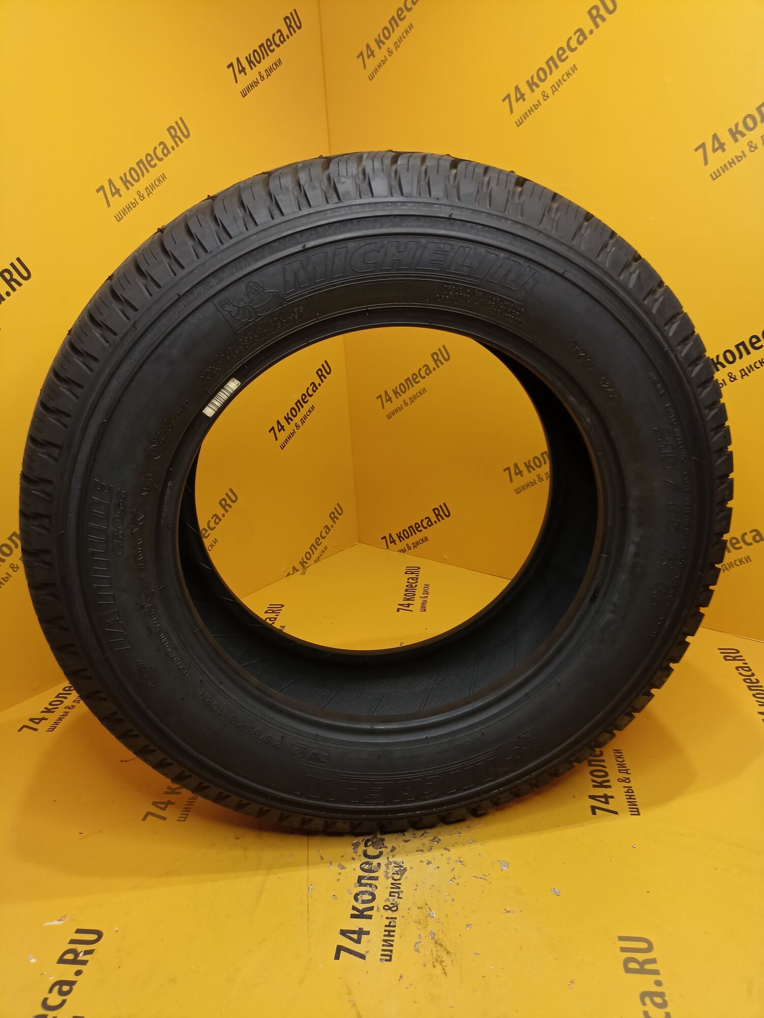 Купить летнюю шину Michelin Latitude Cross 215/65 R16 102H в Екатеринбурге,  доставка от интернет-магазина 74колеса.ru