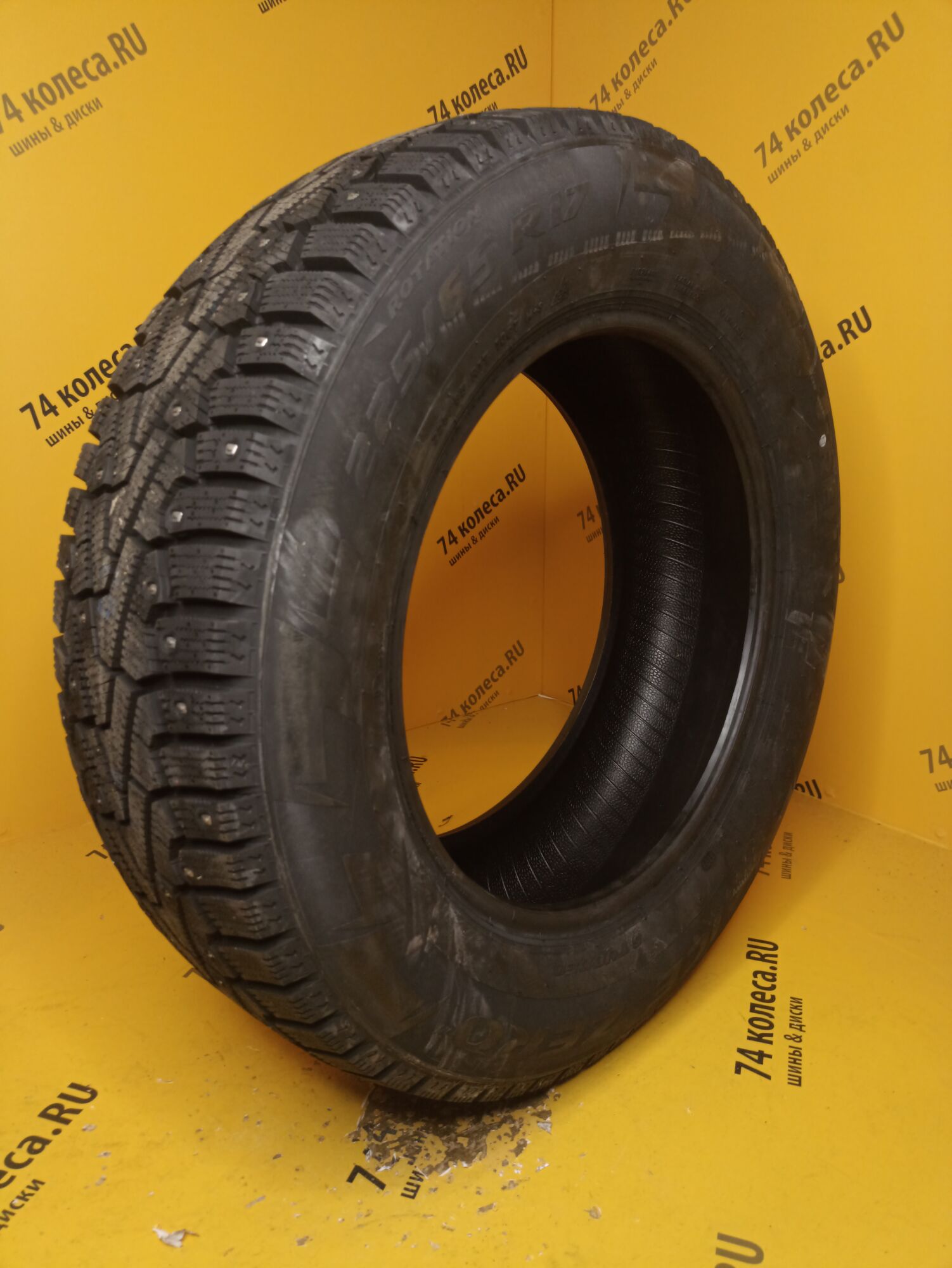 Купить зимнюю шину Pirelli Winter Ice Zero 225/65 R17 106T в Екатеринбурге  по цене 12160 руб., доставка от интернет-магазина 74колеса.ru