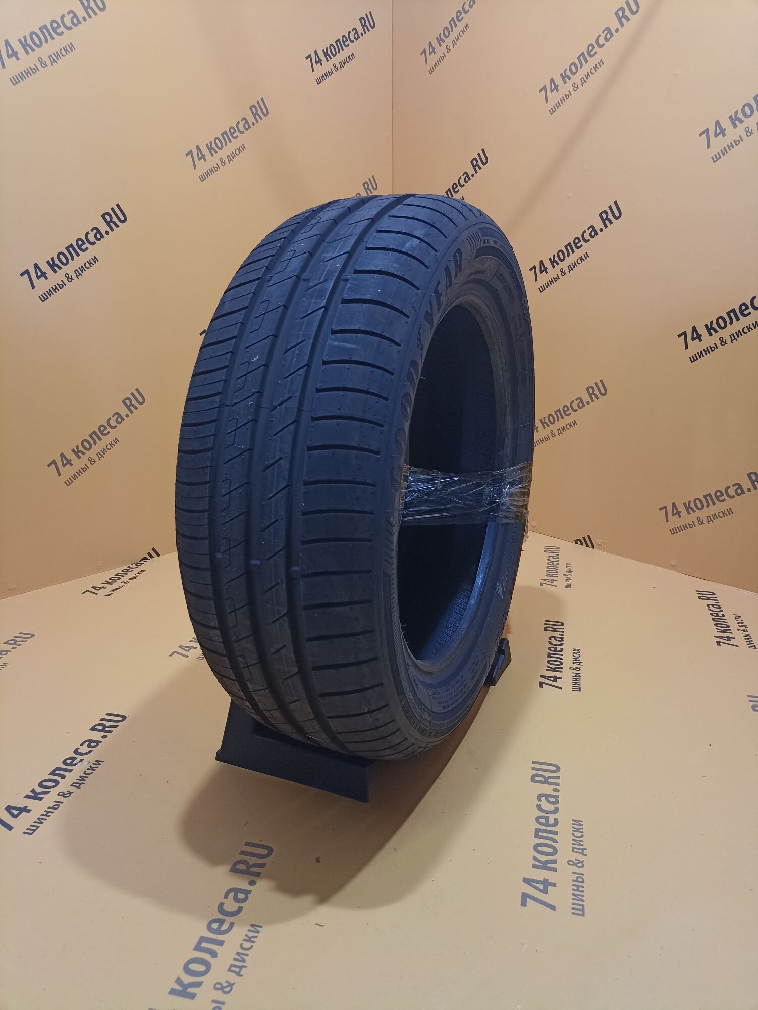 Шина GoodYear Efficientgrip Performance 185/55 R15 82V