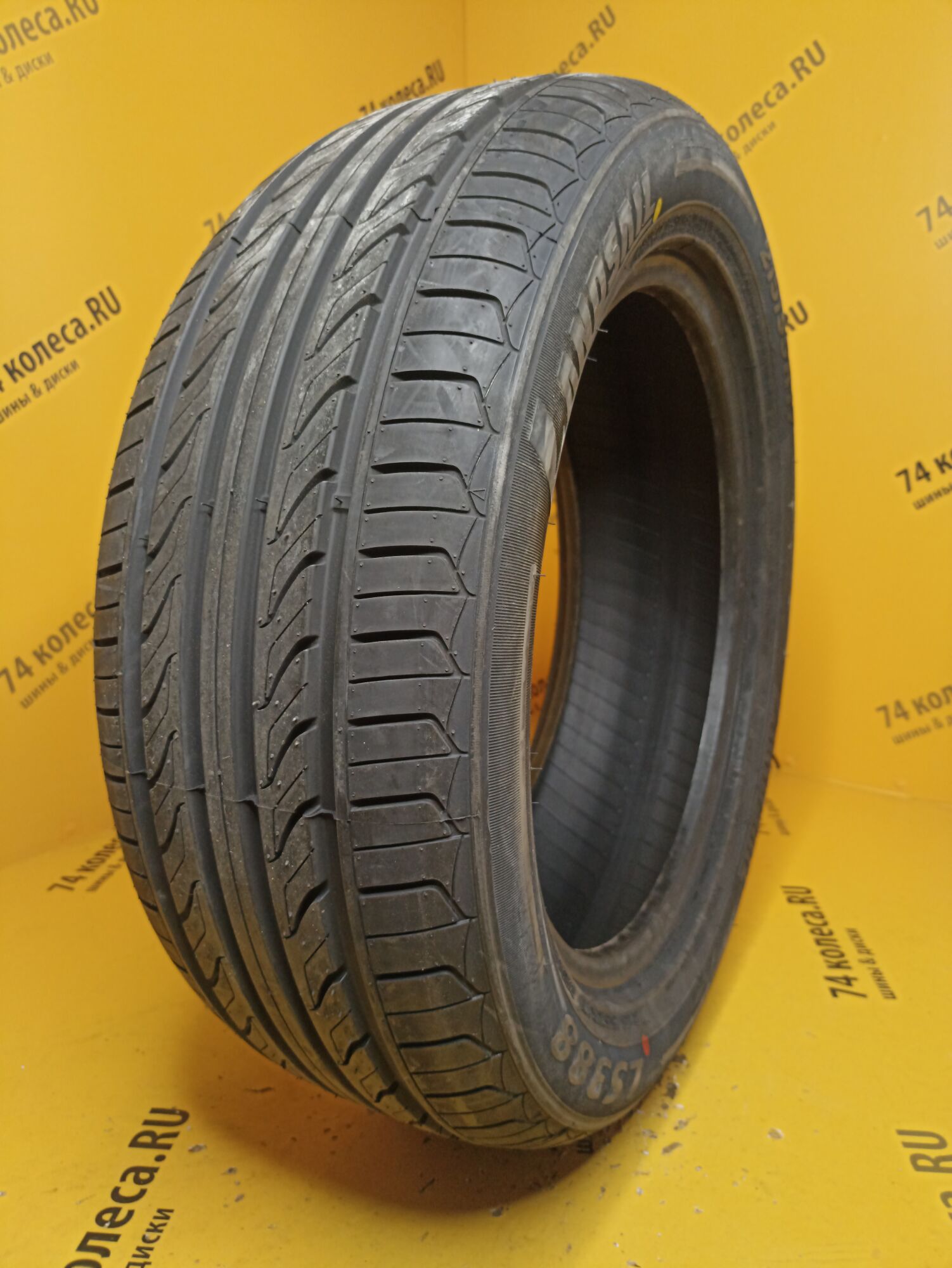 Купить летнюю шину Landsail LS388 215/55 R17 98W в Челябинске по цене 6150  руб., доставка от интернет-магазина 74колеса.ru