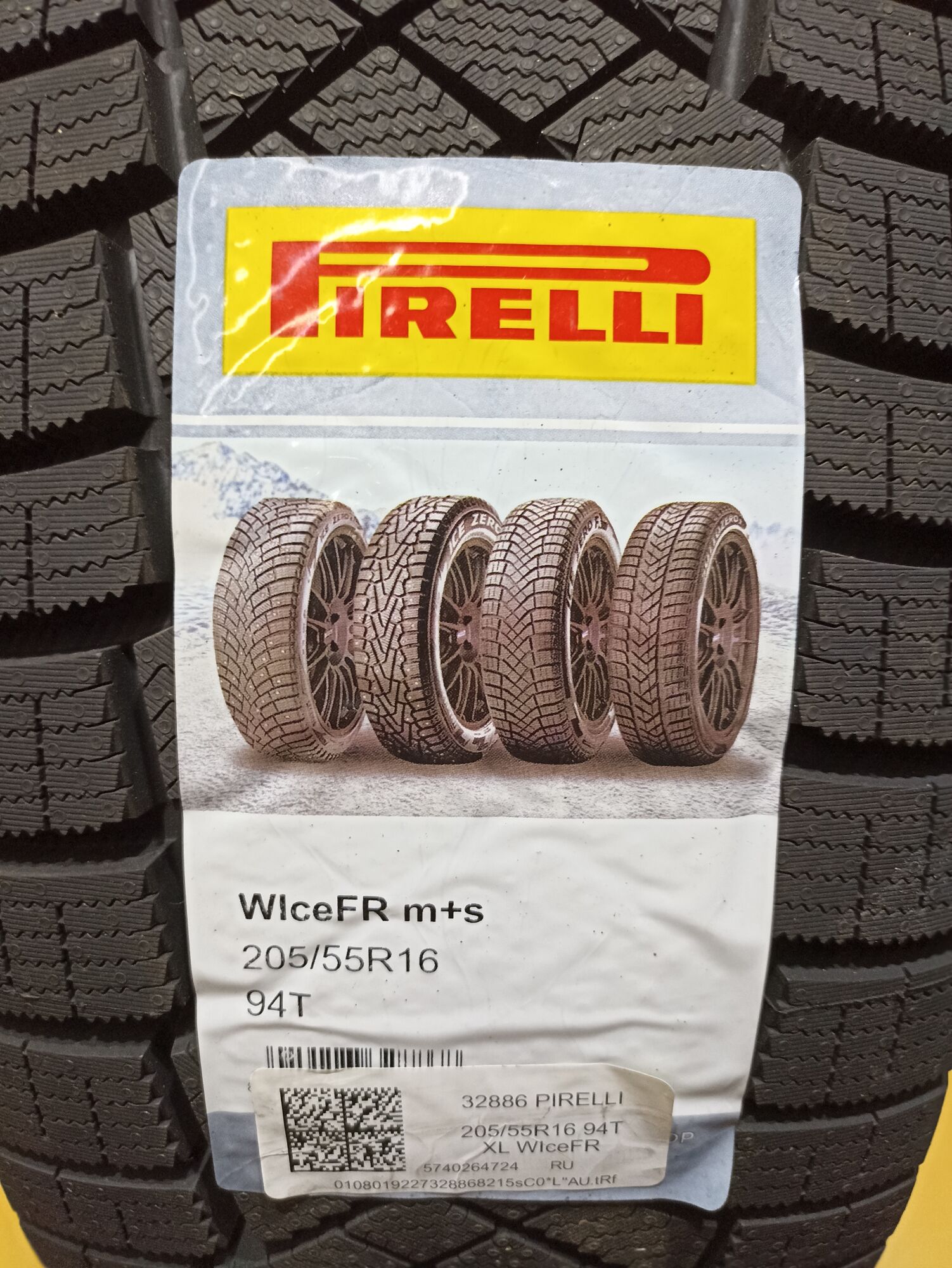 Pirelli winter ice zero 205 55 r16