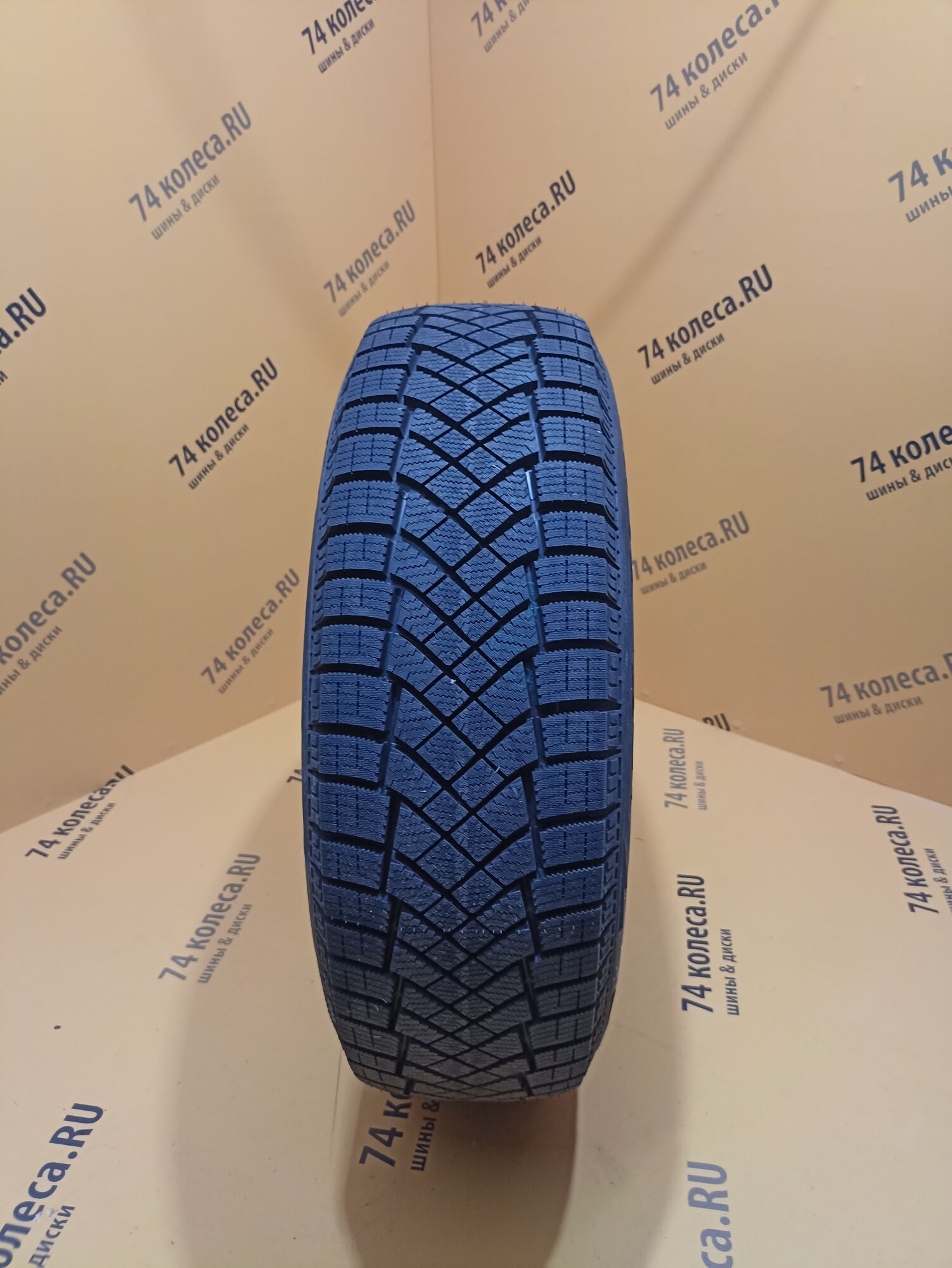 Купить зимнюю шину Pirelli Winter Ice Zero Friction 185/65 R15 92T в  Челябинске по цене 5700 руб., доставка от интернет-магазина 74колеса.ru